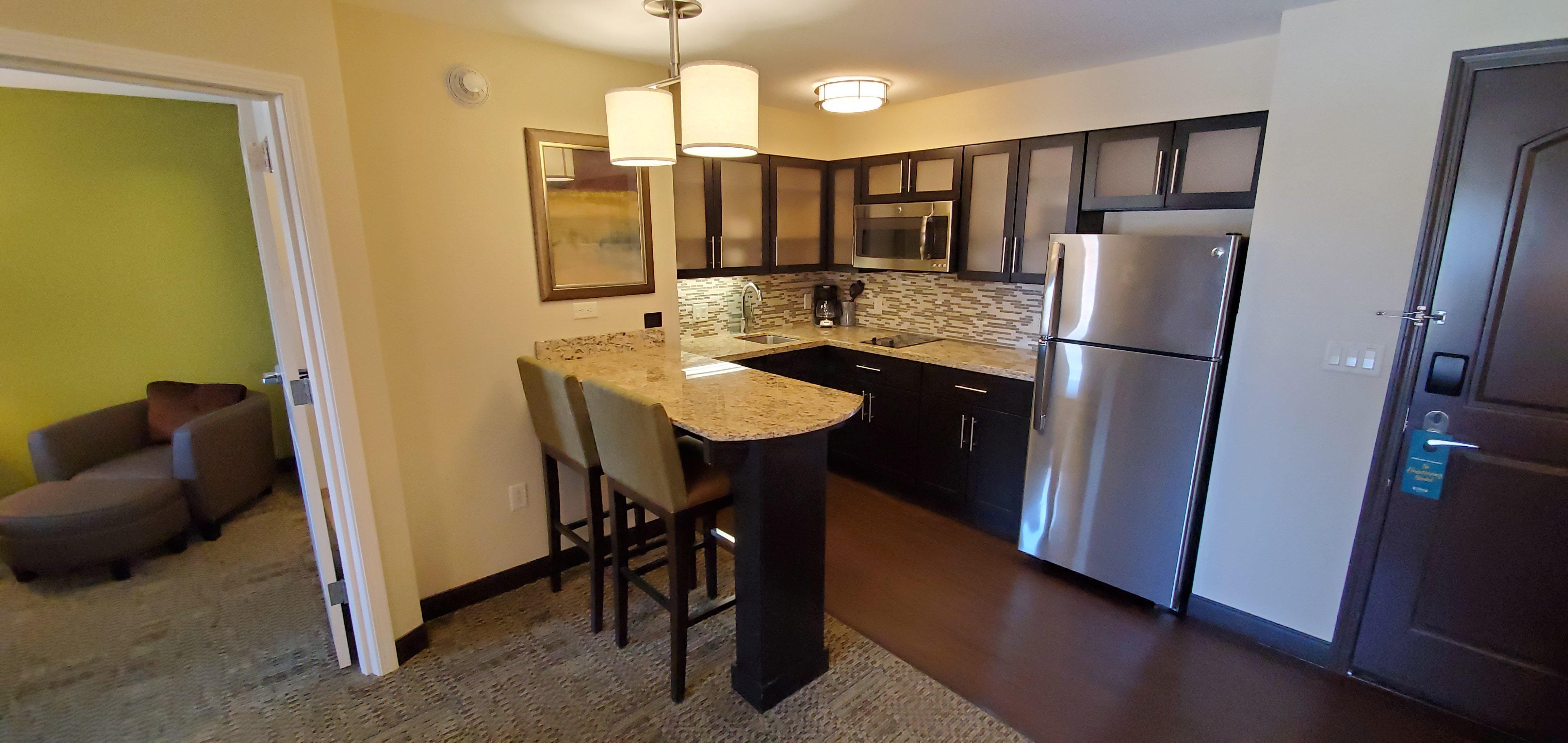Staybridge Suites Eau Claire - Altoona By Ihg Экстерьер фото