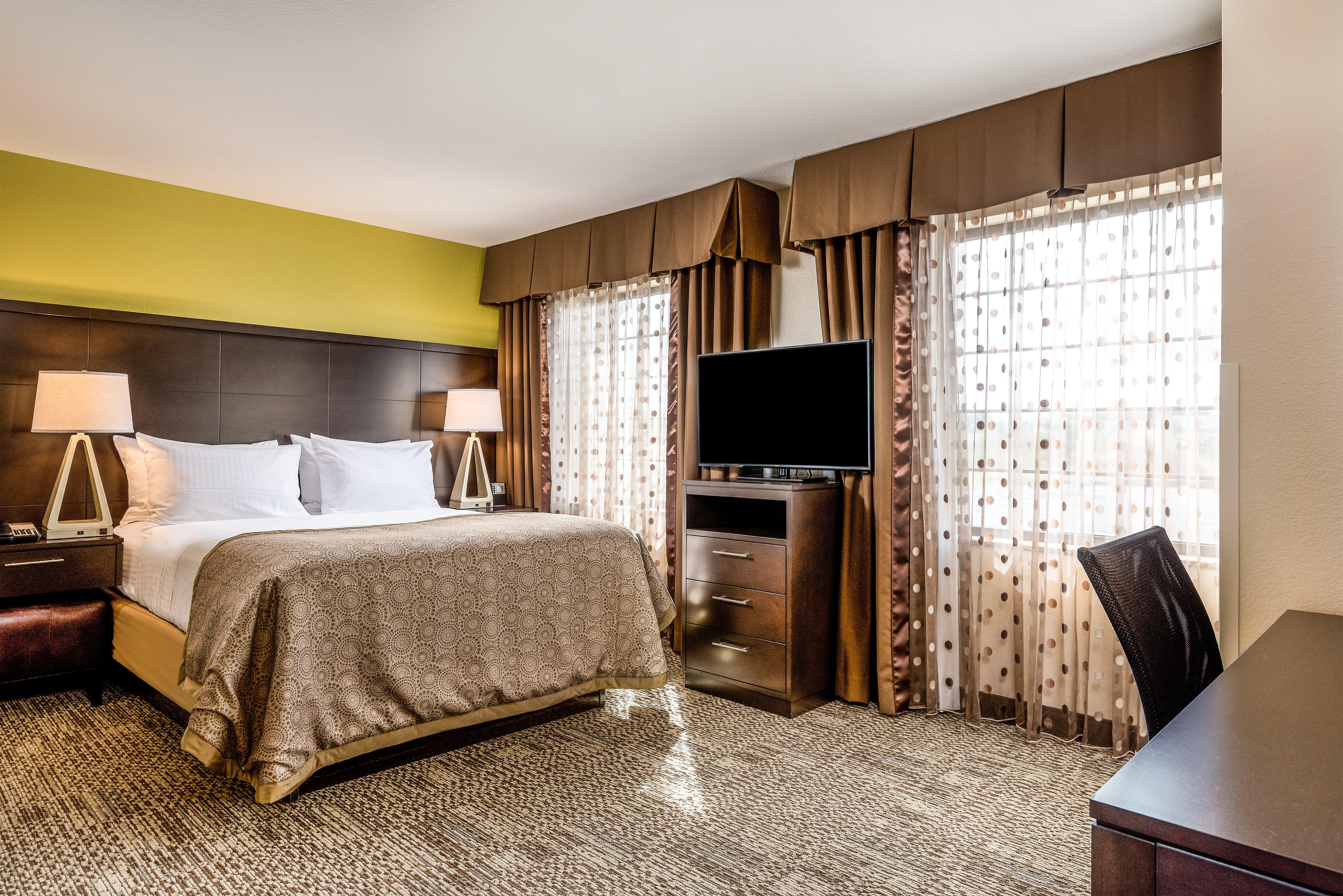 Staybridge Suites Eau Claire - Altoona By Ihg Экстерьер фото